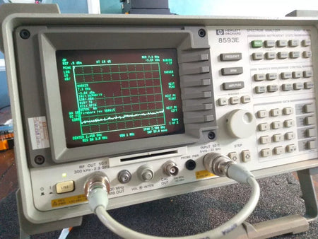 HP 8593E Spectrum Analyzer 9 kHz-26.5 GHz Calibrated Tracking Generator