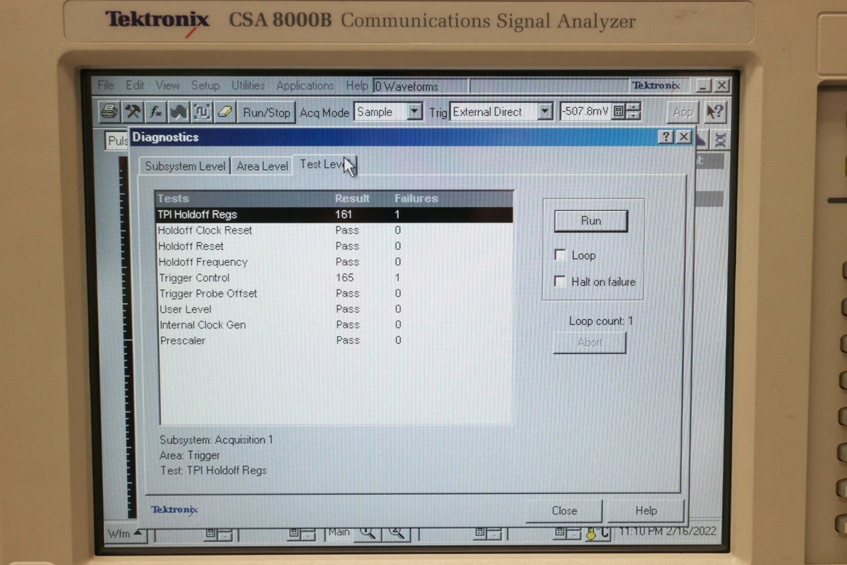 Tektronix CSA8000B Communication Signal Analyzer main Frame