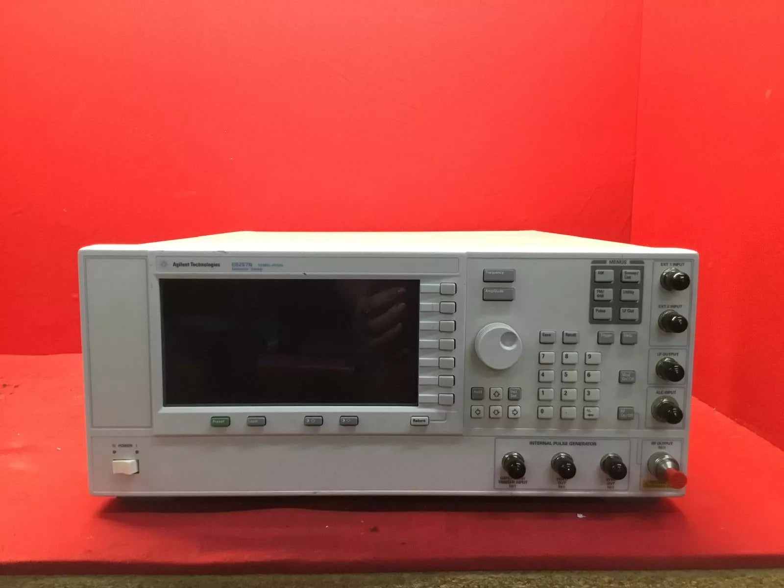 Agilent E8257N-007-340-540-1E1-UNT-UNW PSG 40 GHz Sweep Generator