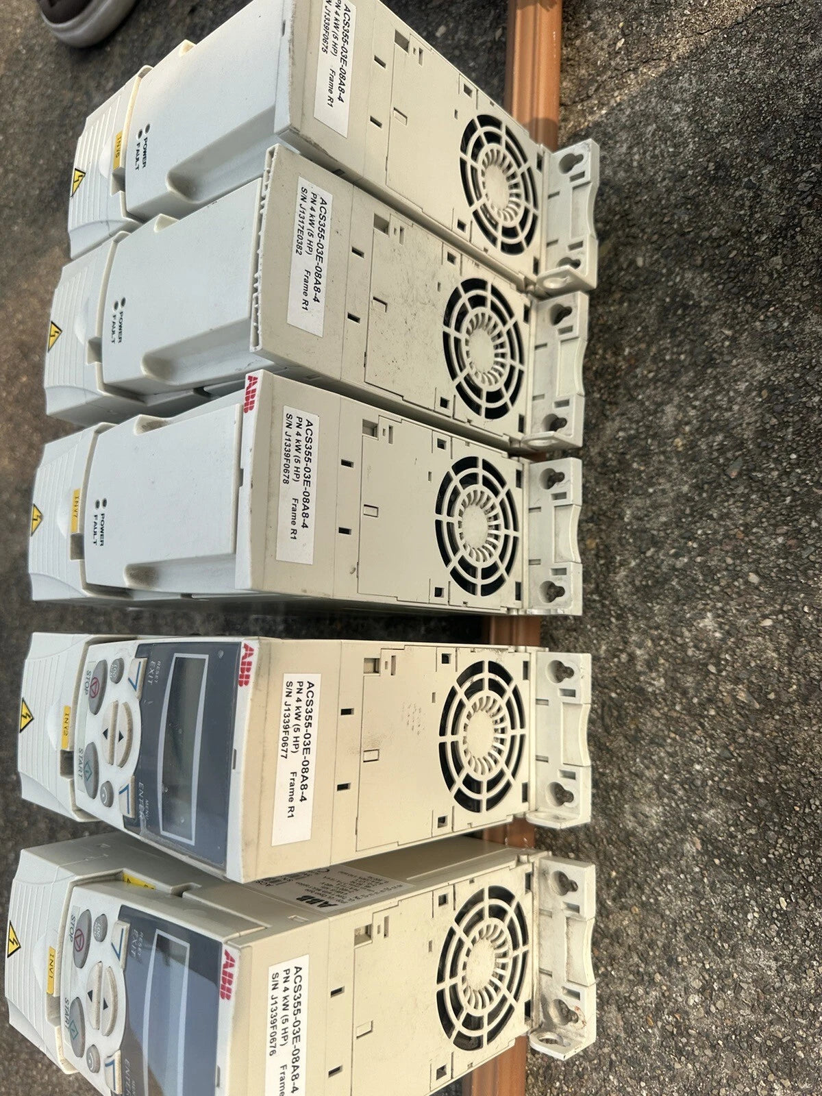 ABB ACS355-03E-08A8-4 Variable Frequency Drive 1HP 3-Phase 480V