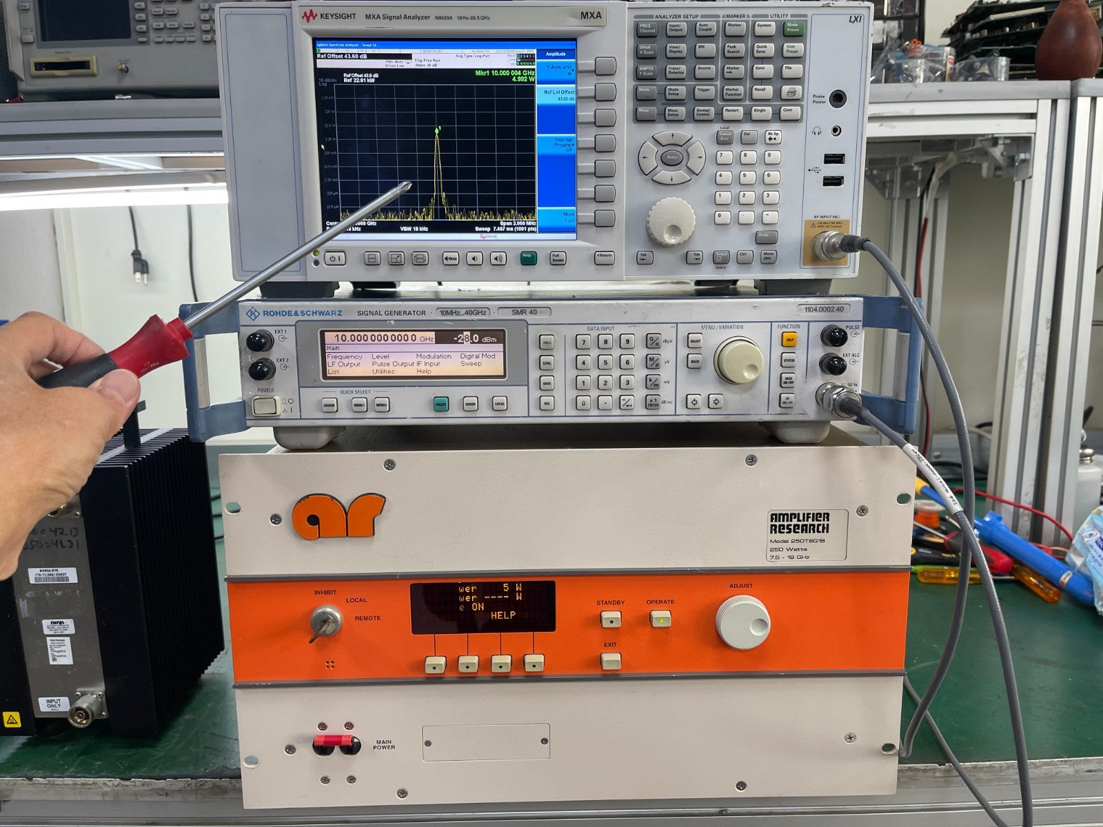 Amplifier Research 250T8G18 250W ,  7.5GHz-18GHz Microwave Amplifier_2408