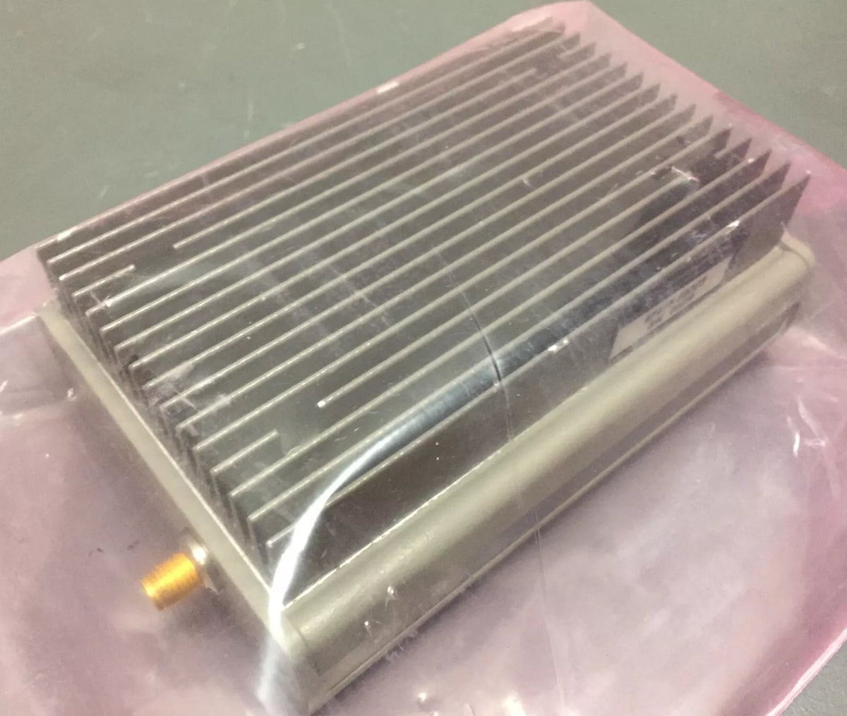 HP Agilent Keysight 87415A Microwave System Amplifier 2GHz to 8GHz