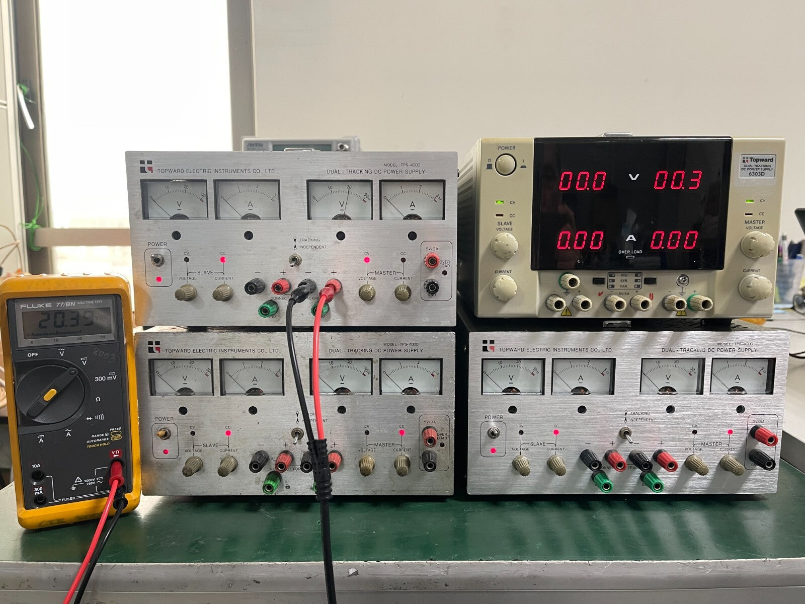 Toward 6303D , TPS-4000 Dual Tracking DC Power Supply