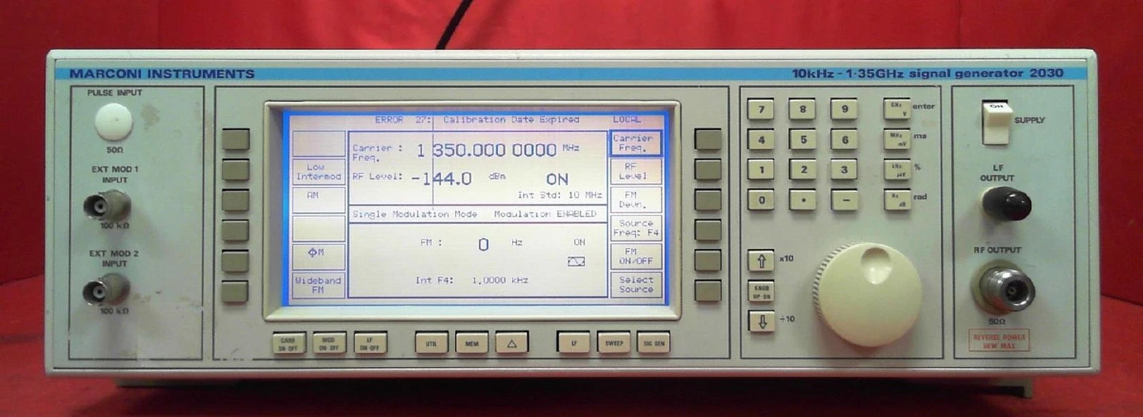 Marconi 2030 033 10 kHz to 1.35 GHz Signal Generator with Option 1