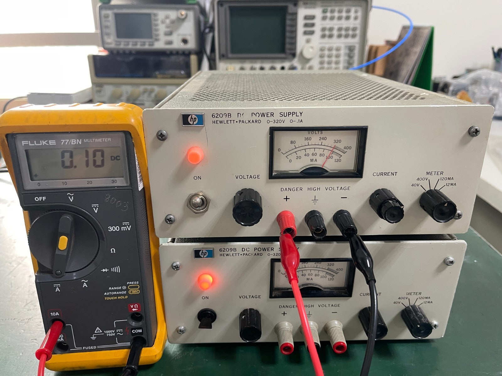 HP Agilent 6209B DC Power Supply 0-320V , 0-.1A _ 1721A04164_2403A06996 - XG eqpt