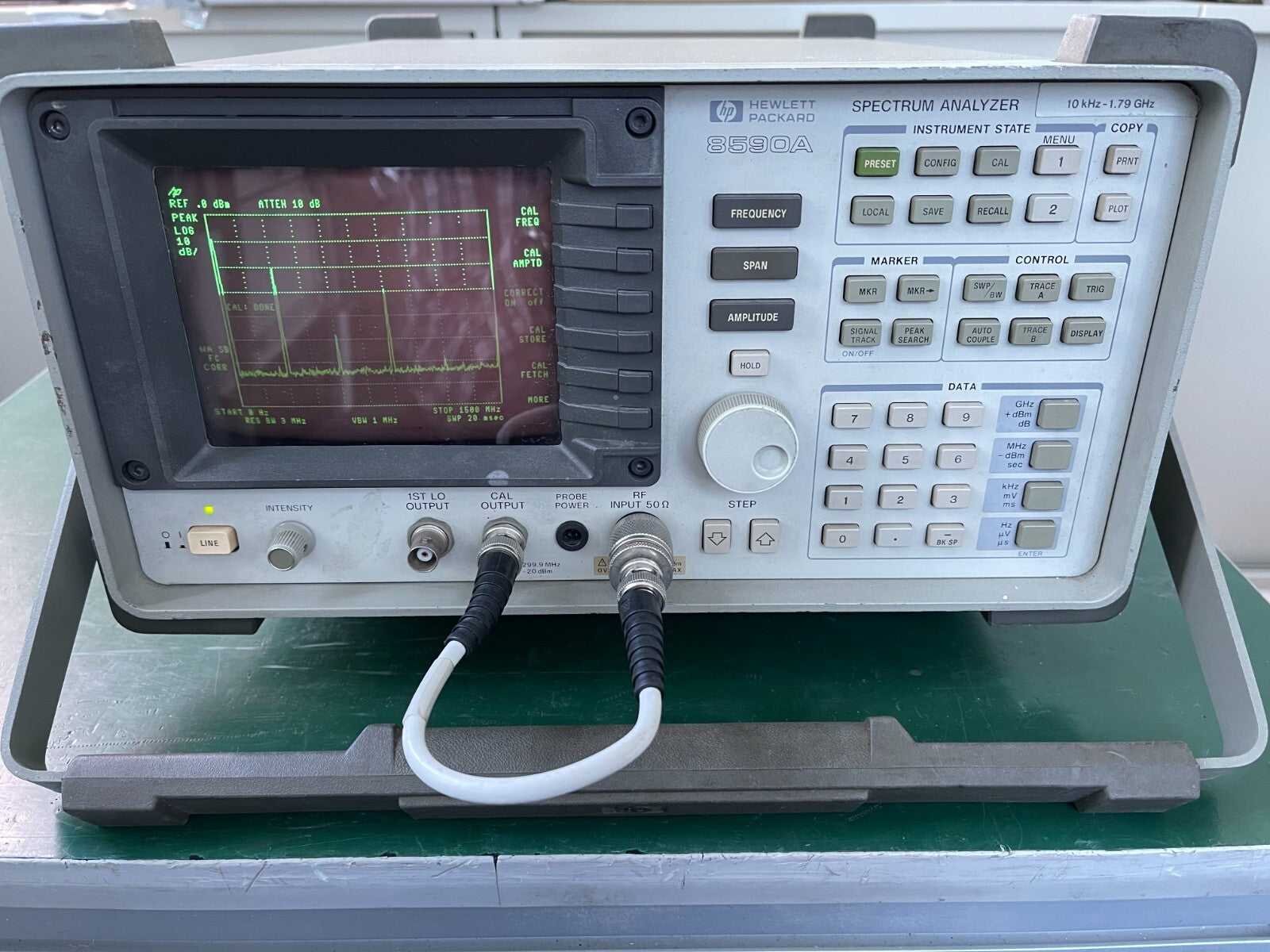 HP Agilent 8590A 10KHz to 1.5 GHz Spectrum Analyzer Opt. 021, H18, H51