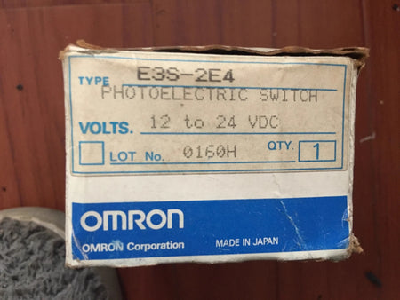 E3S-2E4 Photoelectric Switch Sensor 12-24VDC NEW