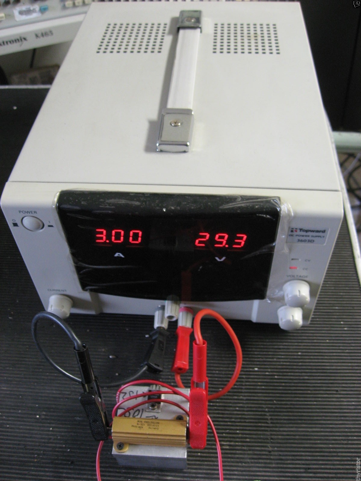 Lab Power Supply 0-30V 0-3A by Topward