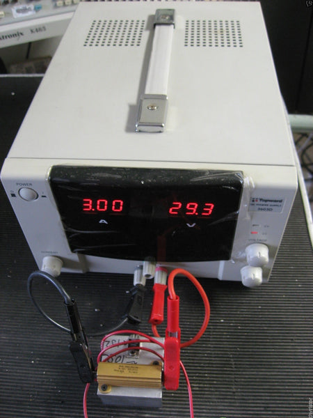 Lab Power Supply 0-30V 0-3A by Topward