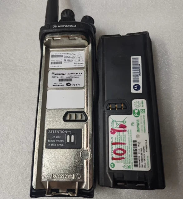 Motorola XTS5000 Model II UHF 450-520 Mhz