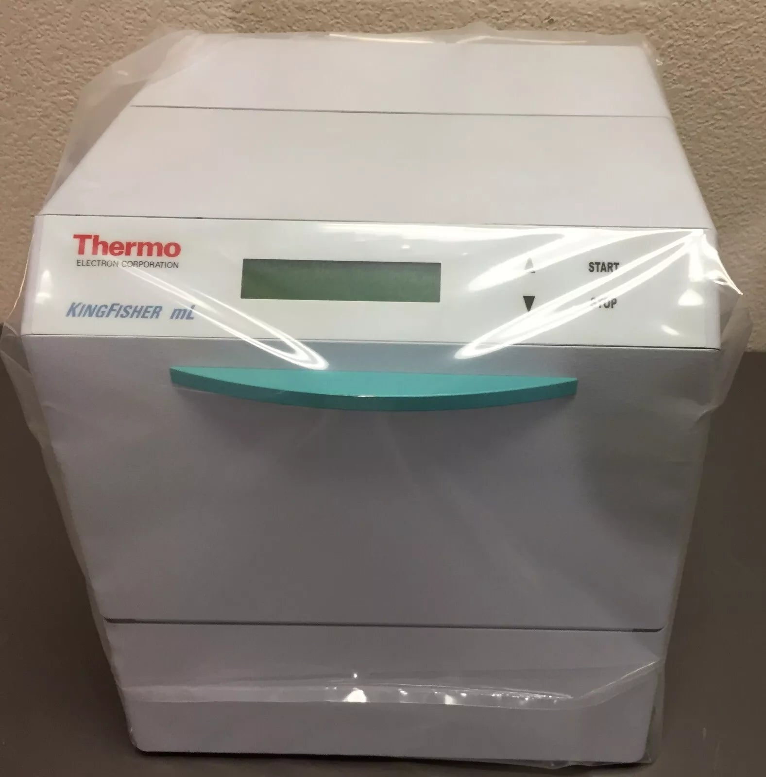 Thermo Electron Type 701 Kingfisher mL Purification System