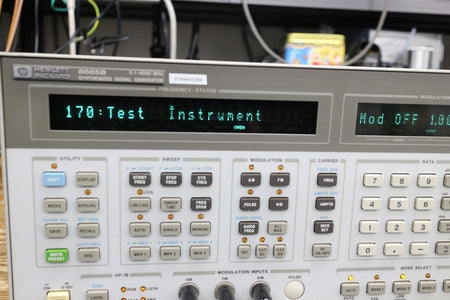 HP 8665B /001/004 100KHz -6GHz Signal Generator