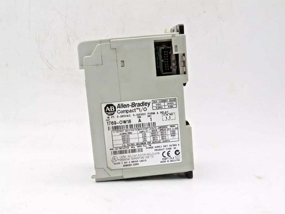 Allen-Bradley 1769-OW16 Compact I/O Relay Output Module Ser A