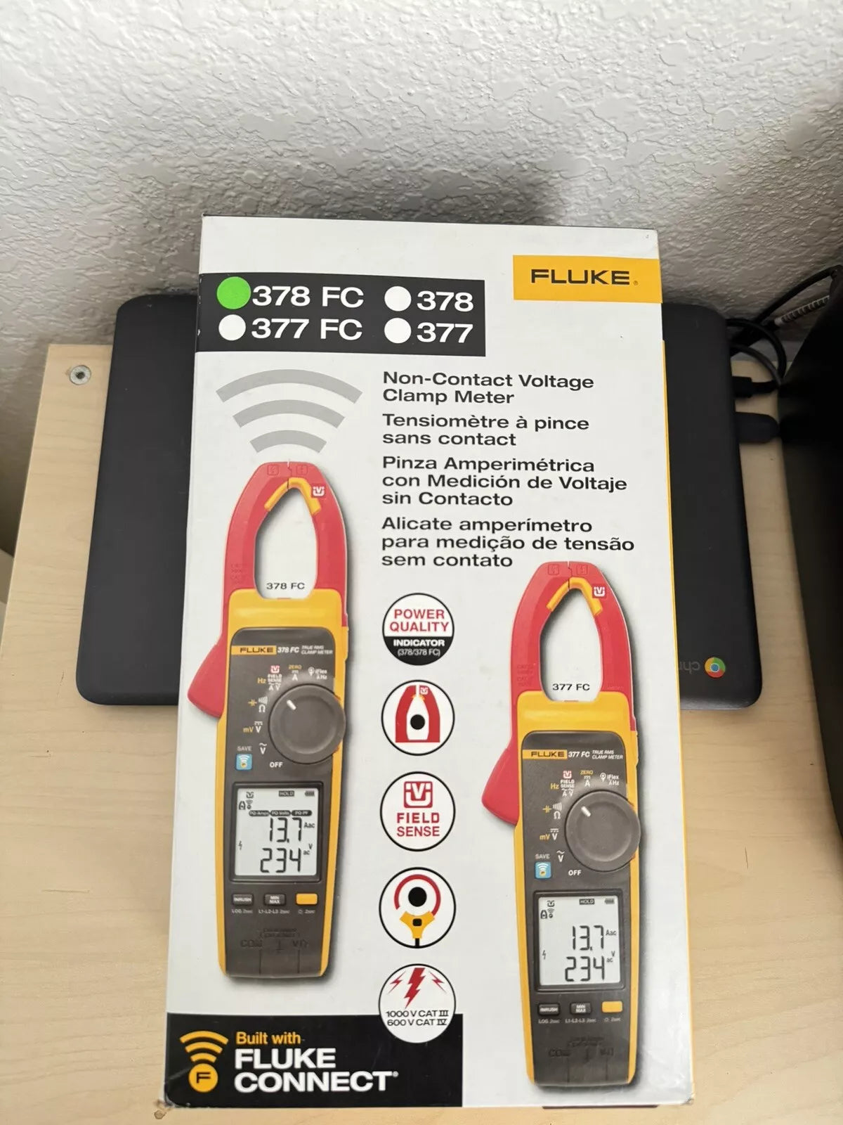 Fluke 378 FC Non-Contact Voltage Clamp Meter with Field Sense & iFlex