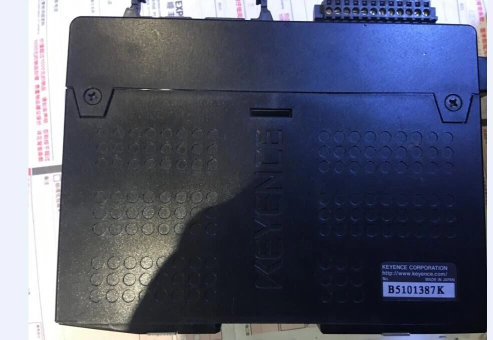 Keyence CV-2500 Vision System with Advanced Image Processing