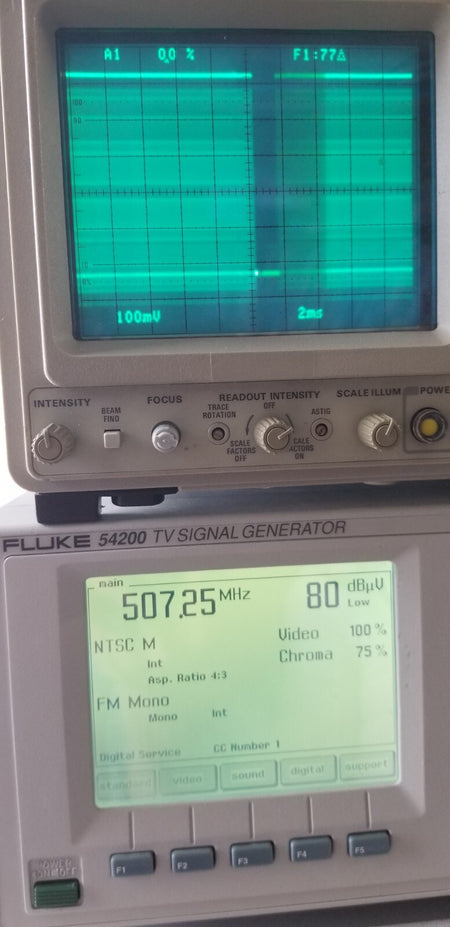 FLUKE 54200 Multi-Format Video Generator