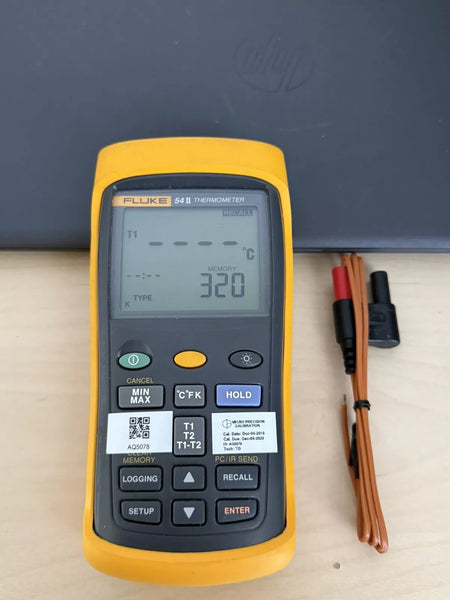 Fluke 54 II Digital Thermometer with Probe
