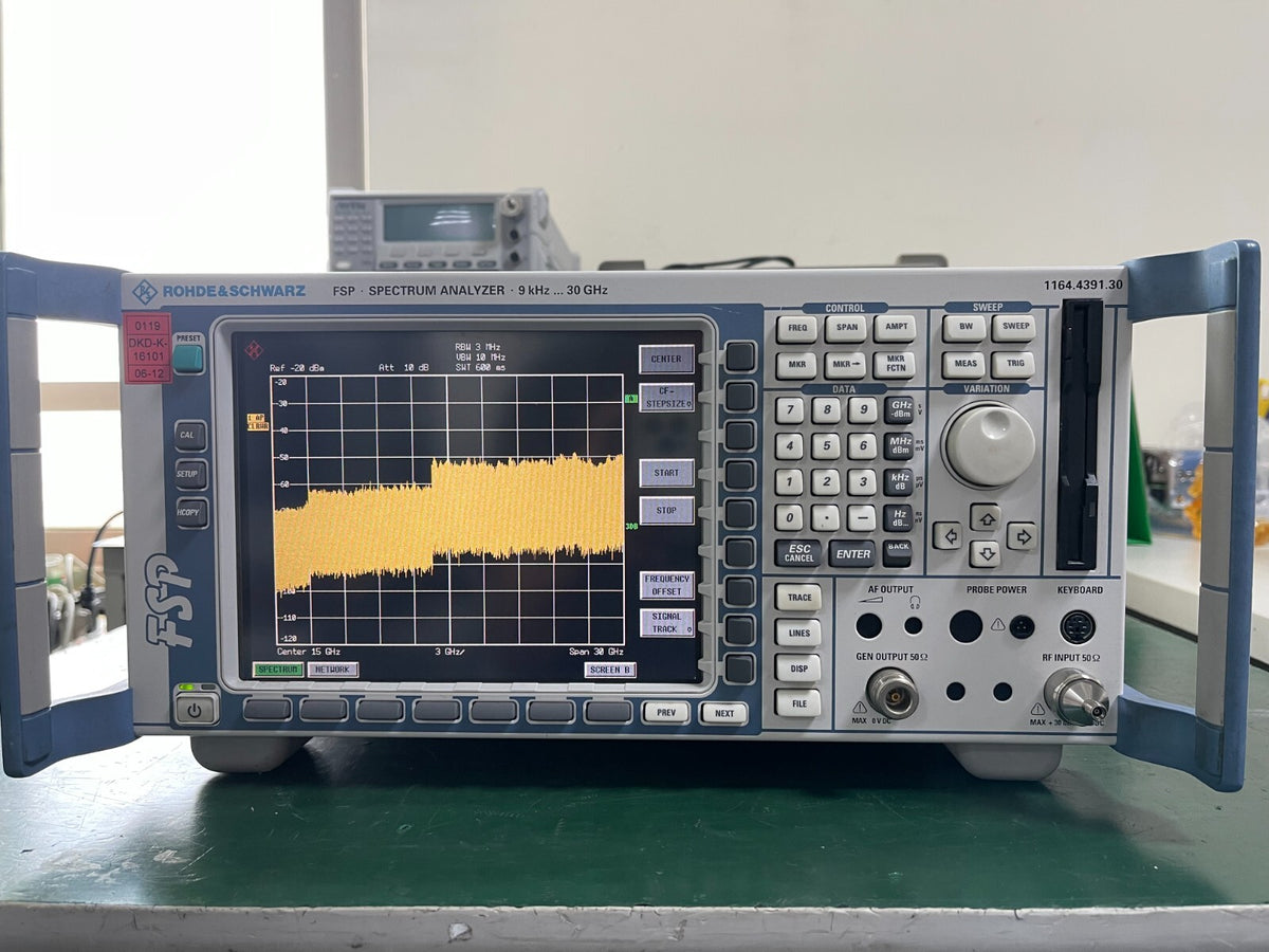Rohde & Schwarz FSP30 Spectrum Analyzer 9 kHz - 30 GHz