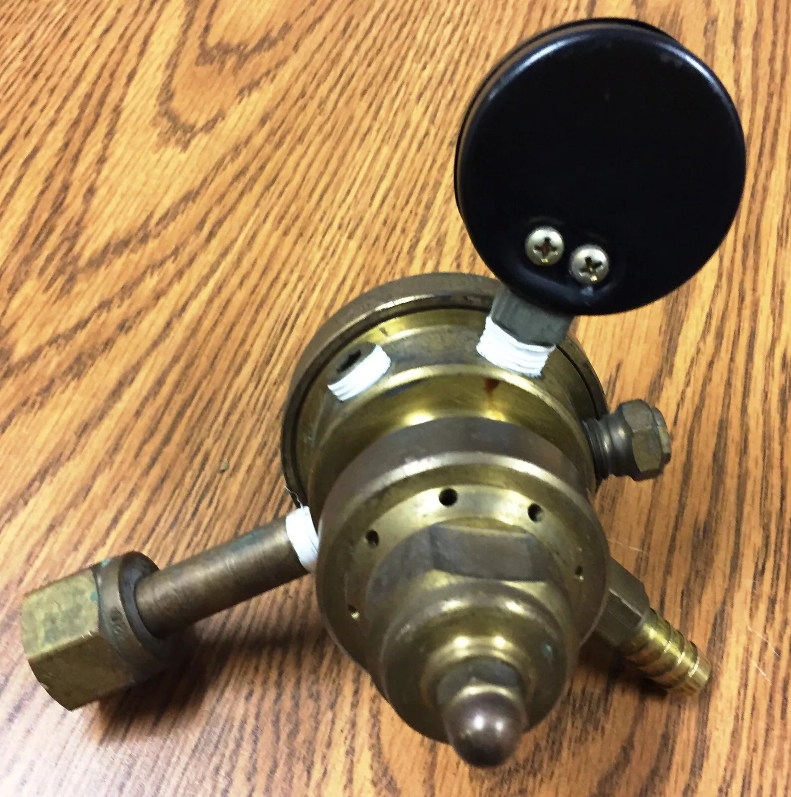 National Welding Equipment P/N 765 Hydrogen Gas Regulator with 1 Gauge