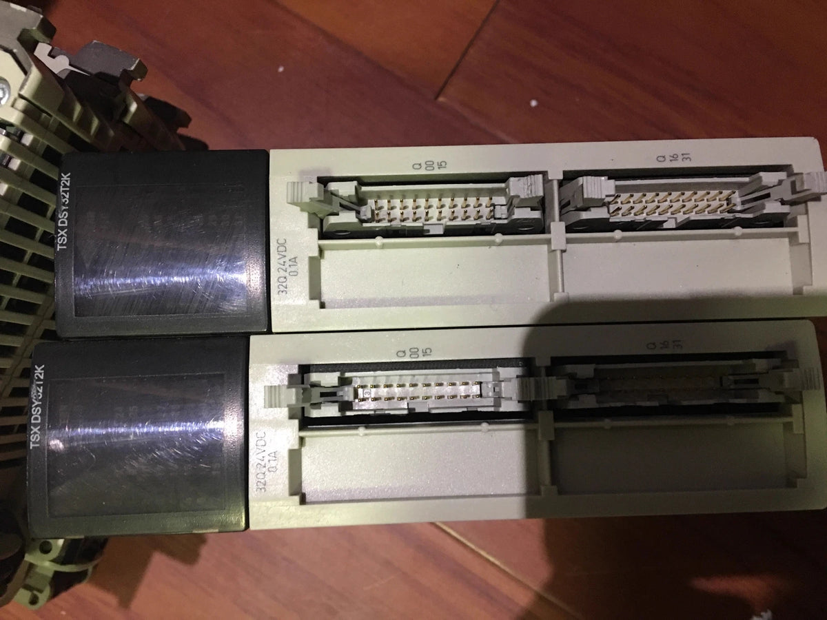 TSXDSY32T2K TSX DEY32T2: High Performance PLC Module