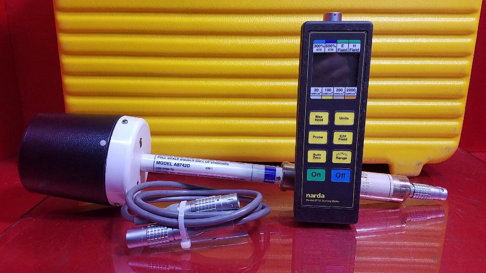 Narda 8712 Survey Meter with A8742D Field Probe in Case S/N 22014