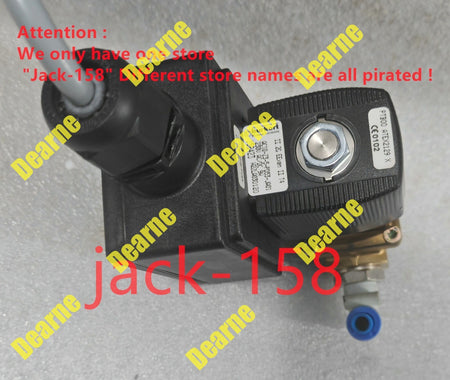 W11LG140079 Shipping via DHL or FedEx