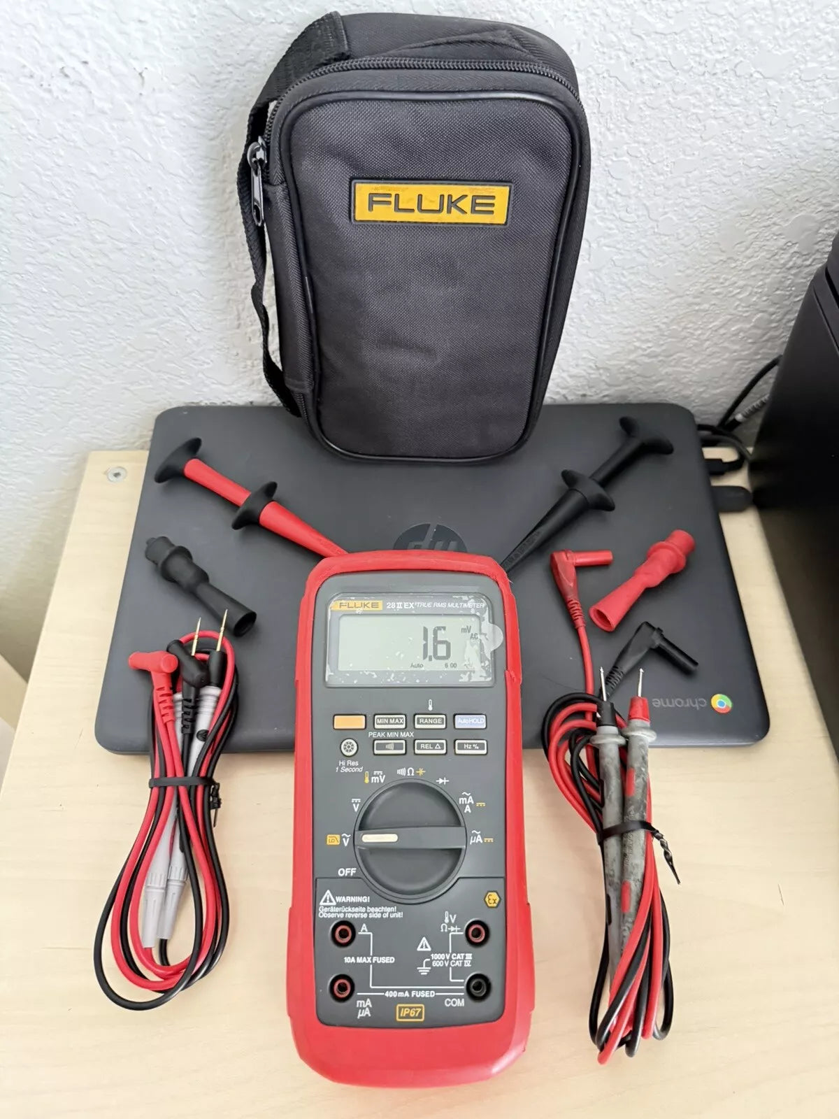 Fluke 28 II Ex True RMS Multimeter with Leads & Bag