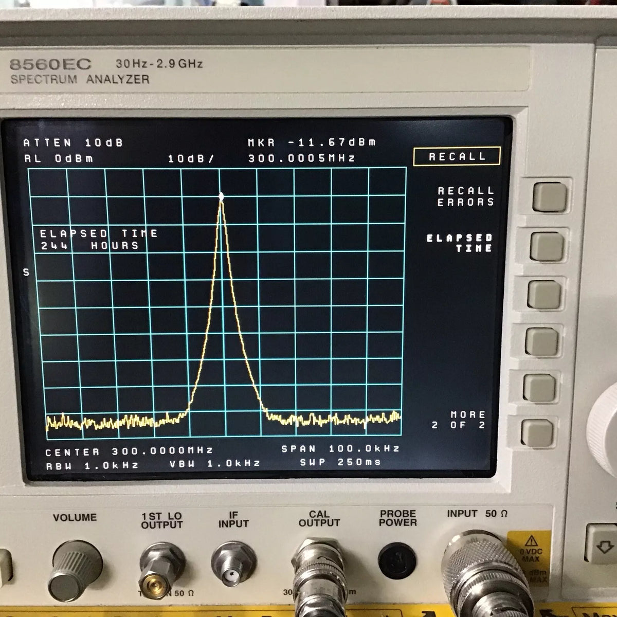 HP Agilent 8560EC Spectrum Analyzer 30Hz-2.9GHz Low Hours Opt 7
