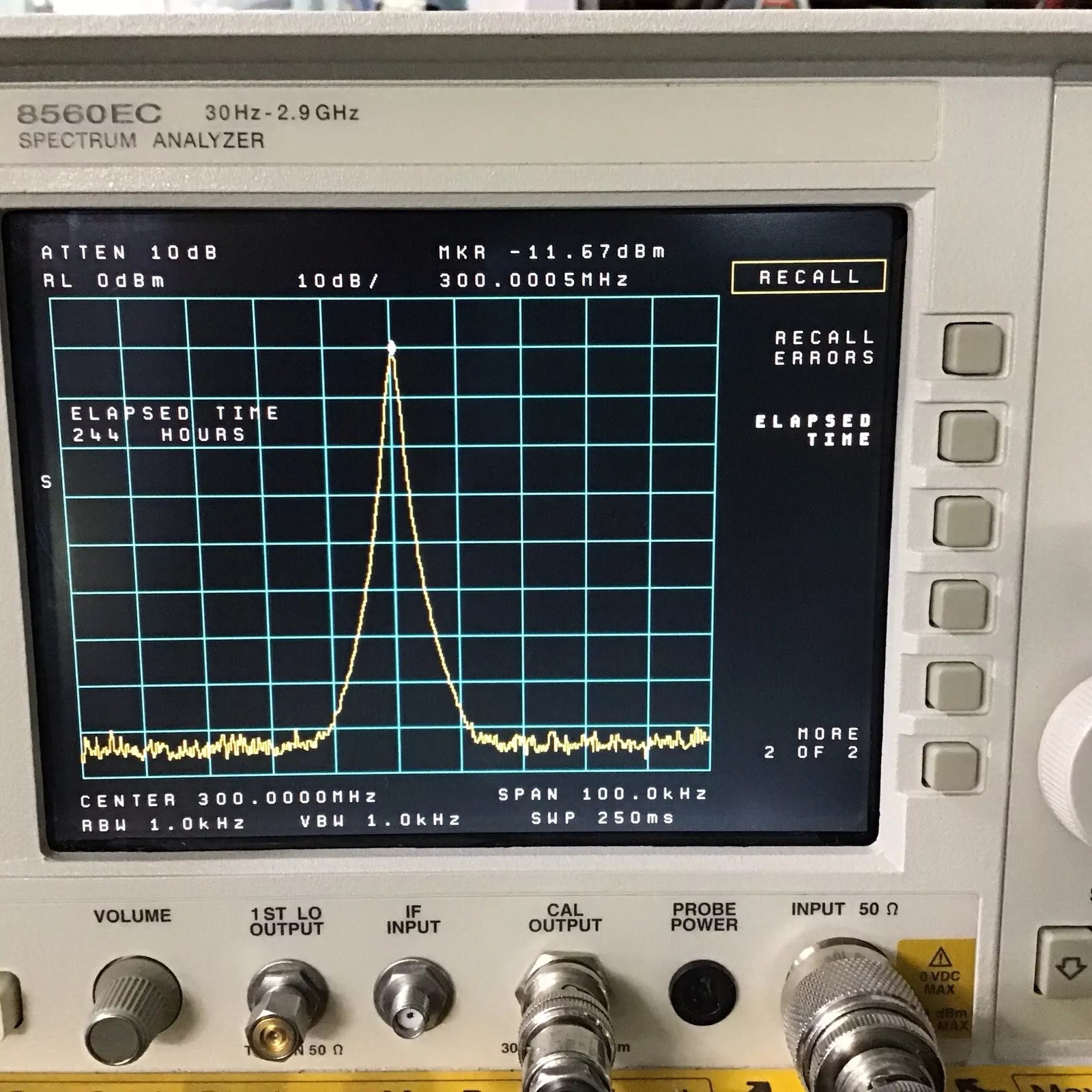 HP Agilent 8560EC Spectrum Analyzer 30Hz-2.9GHz Low Hours Opt 7