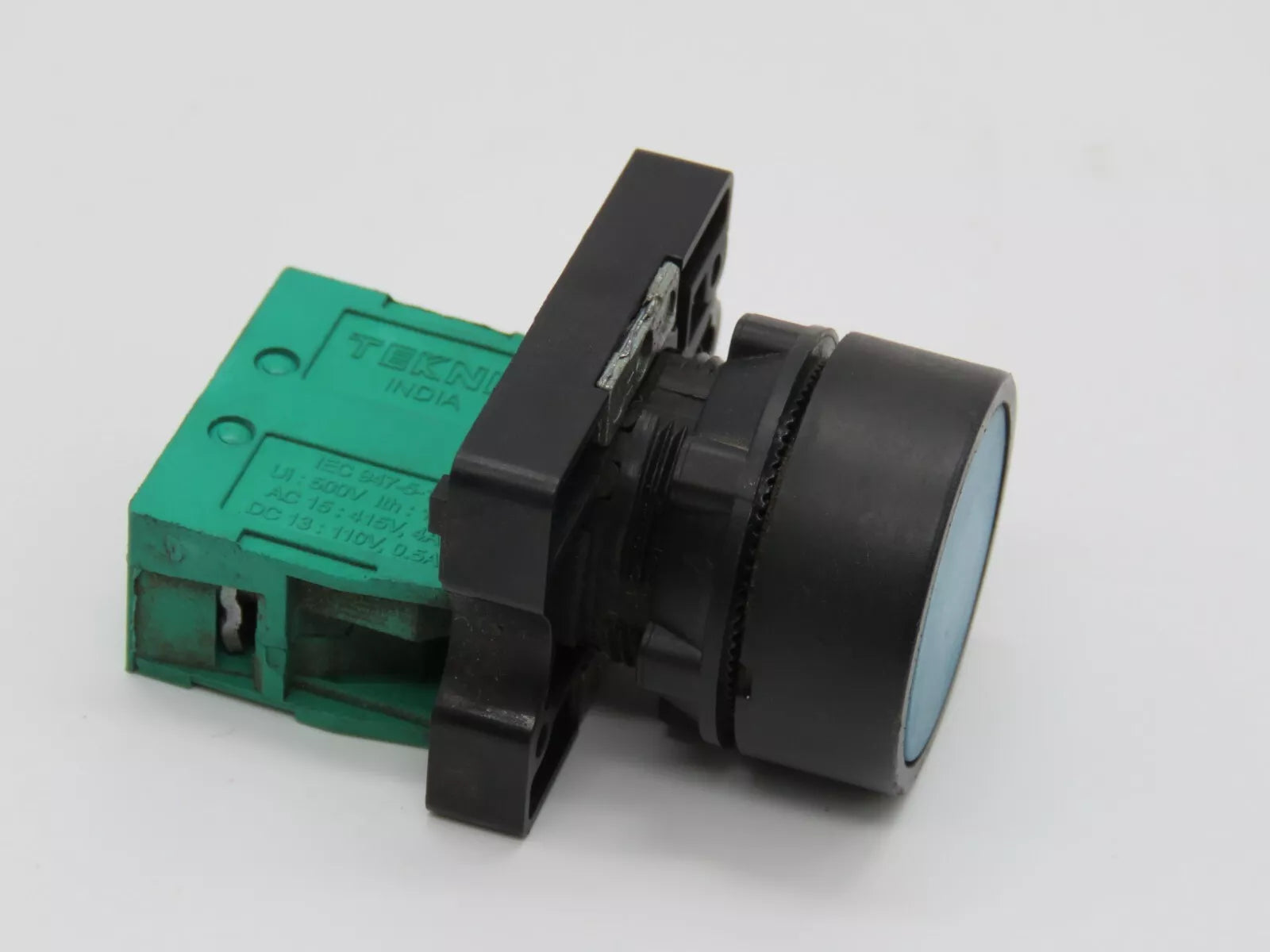 Teknic XB2BA22C Push Button Single Phase 230 V