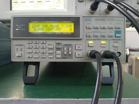 Tektronix Sony AFG320 arbitrary Function Generator - XG eqpt