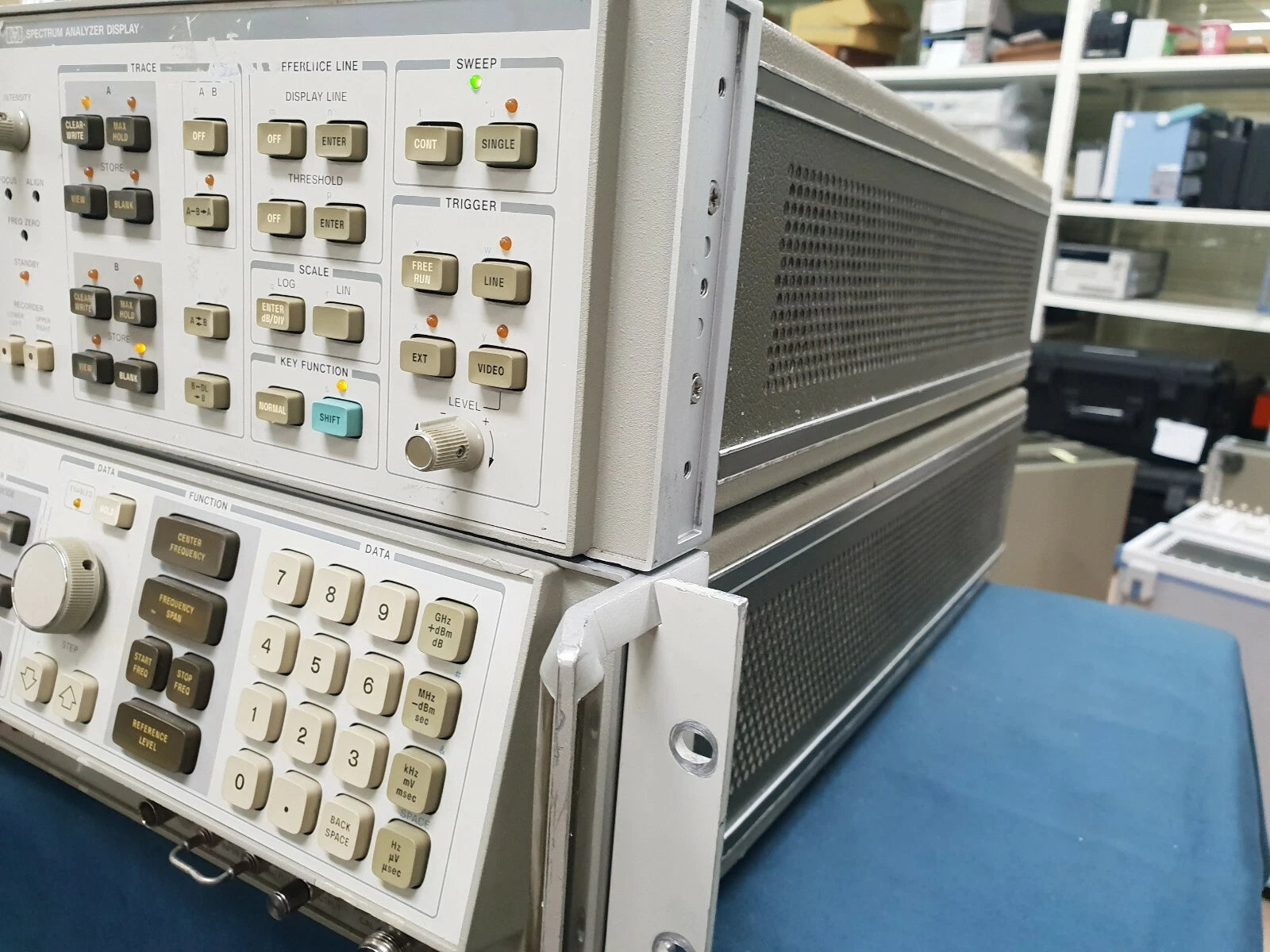 HP/Agilent 8566B Spectrum Analyzer 100Hz-22GHz with Cable AS IS Selling