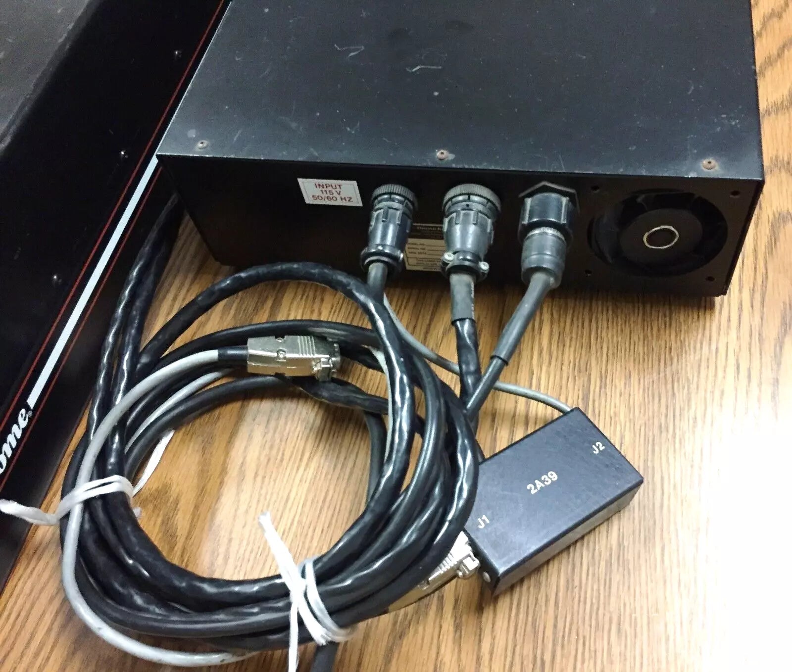 Omnichrome Model 3056R-2-SINS Laser & Model 100 Power Supply Controller