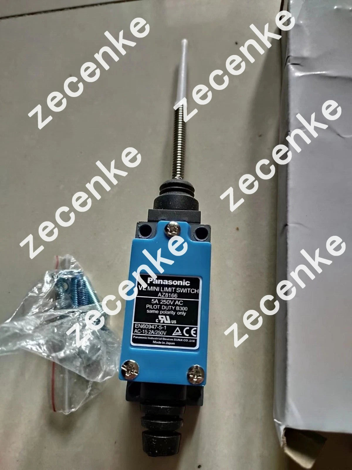 1pc New for Panasonic AZ8166 VL Mini Limit Switch AZ-8166