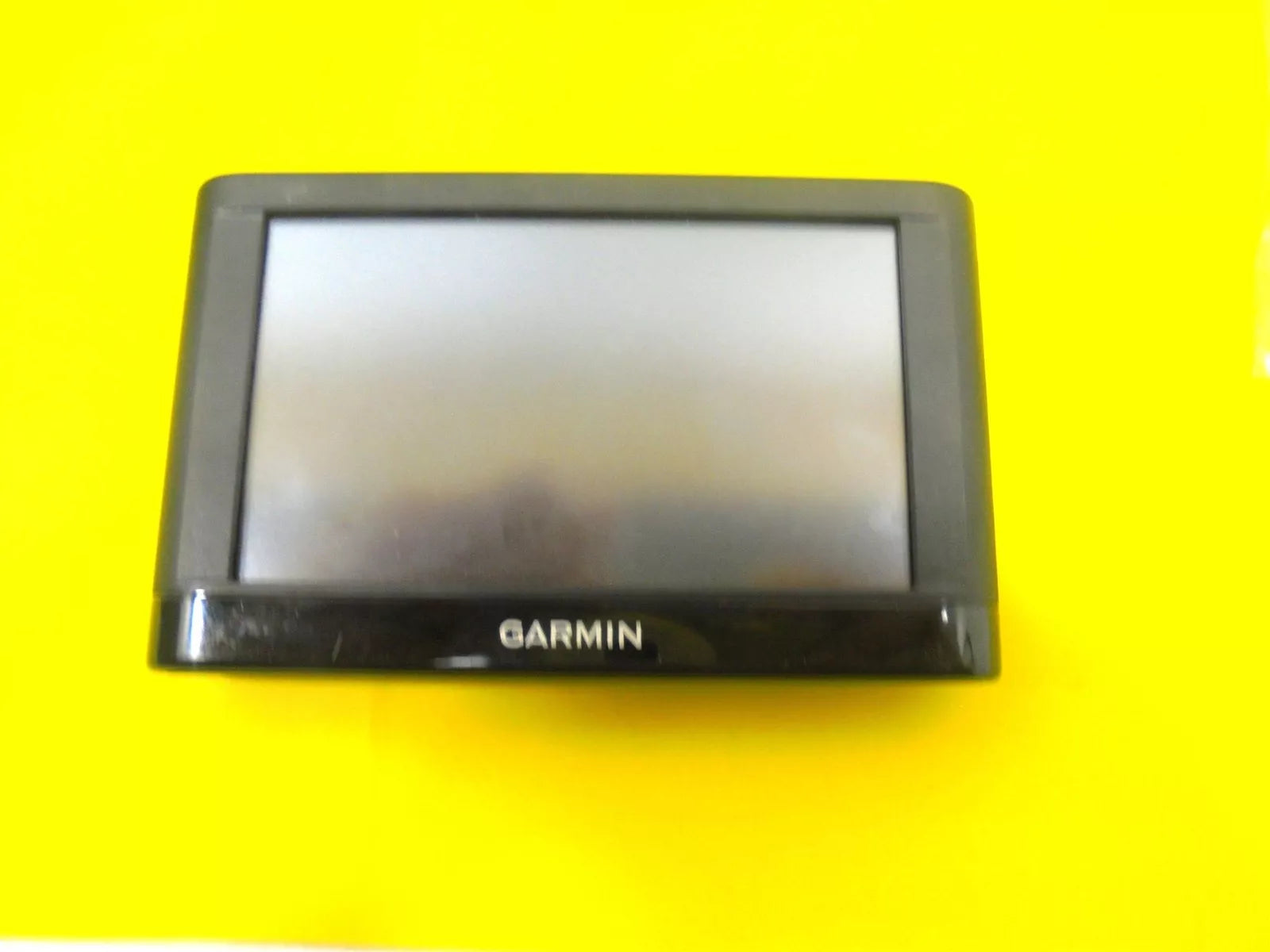 GARMIN Nuvi 42 LM GPS Navigator with Lifetime Maps Updates