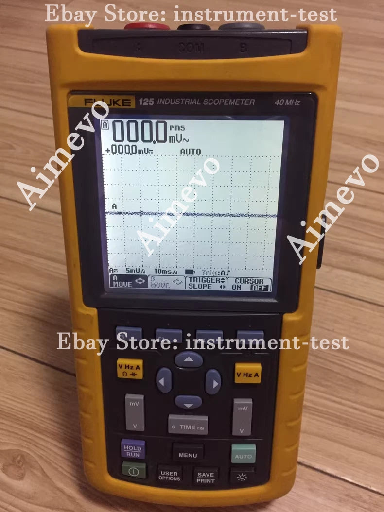 Fluke 125 Industrial Range 40MHz with Accessories Packaging