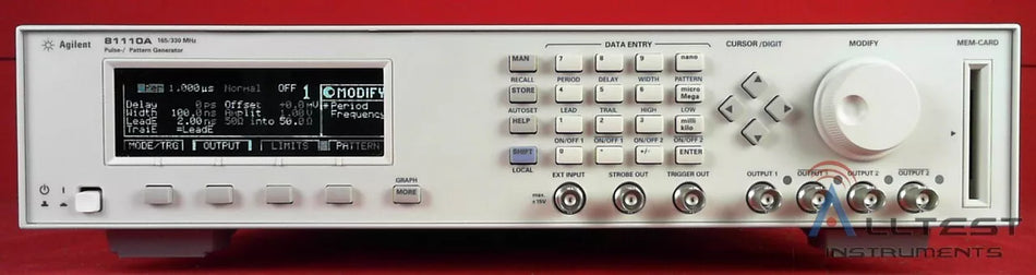 HP Agilent Keysight 81110A Pulse Pattern Generator 330 MHz 3.8 V 50 Ω