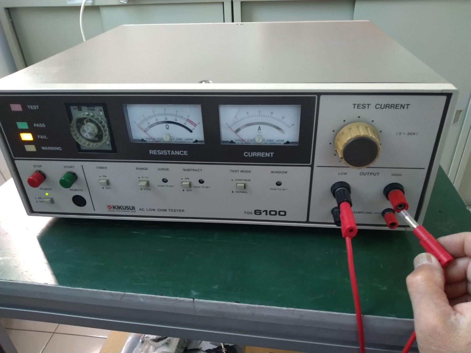 KIKUSUI AC Low Ohm Tester TOS6100 - XG eqpt