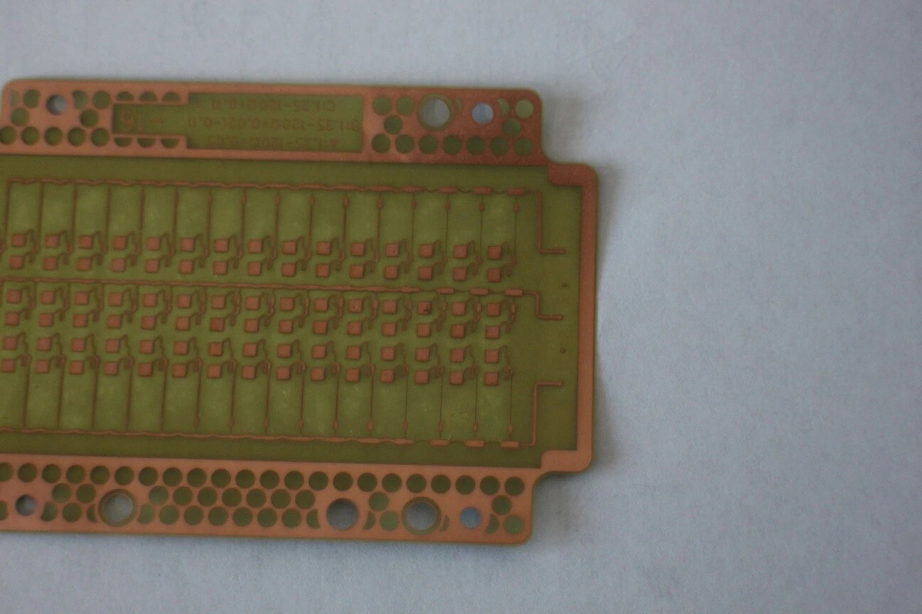 Non ARPA7603FT WR10 waveguide Phased array antenna