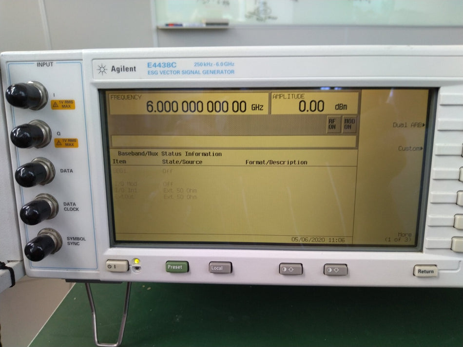 Agilent E4438C ESG Vector Signal Generator 250kHz-6GHz w/506,601,UNB,UNJ _3913 - XG eqpt