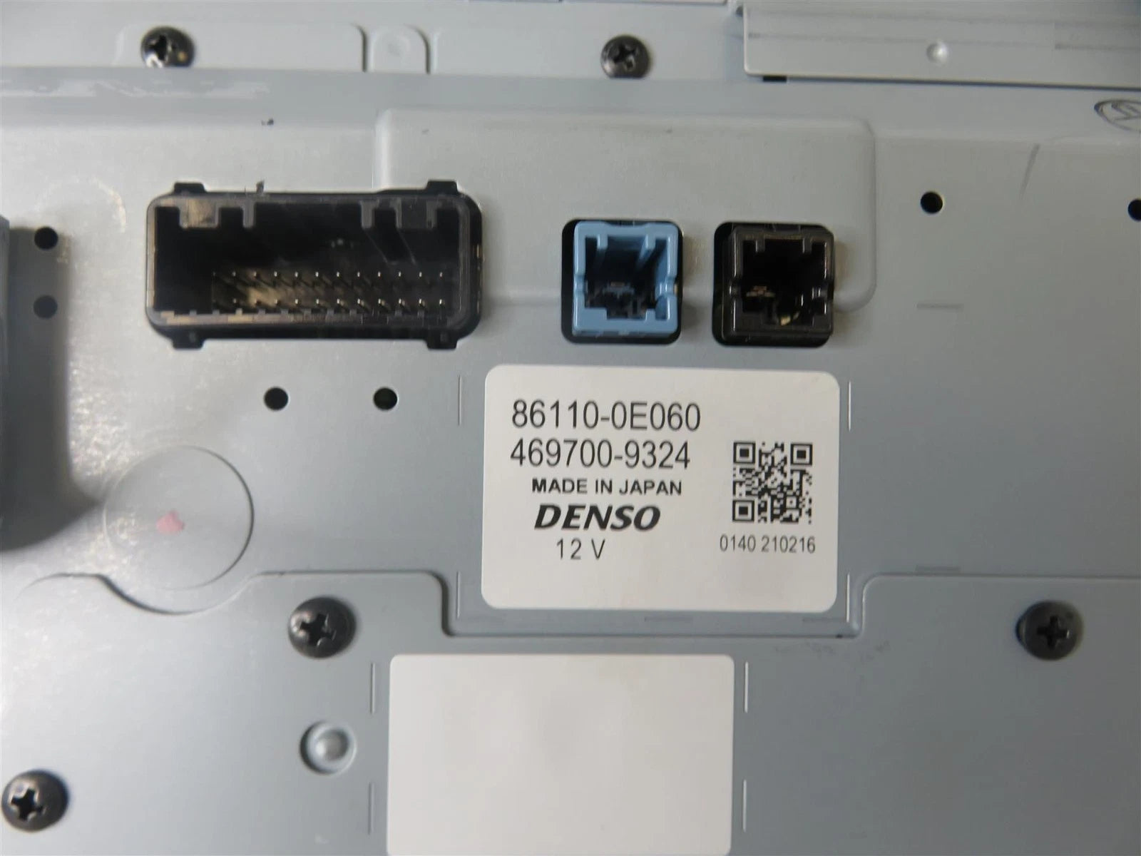 2020-2022 86110-0E060 Multi-Display Assembly Radio Unit for Toyota Highlander