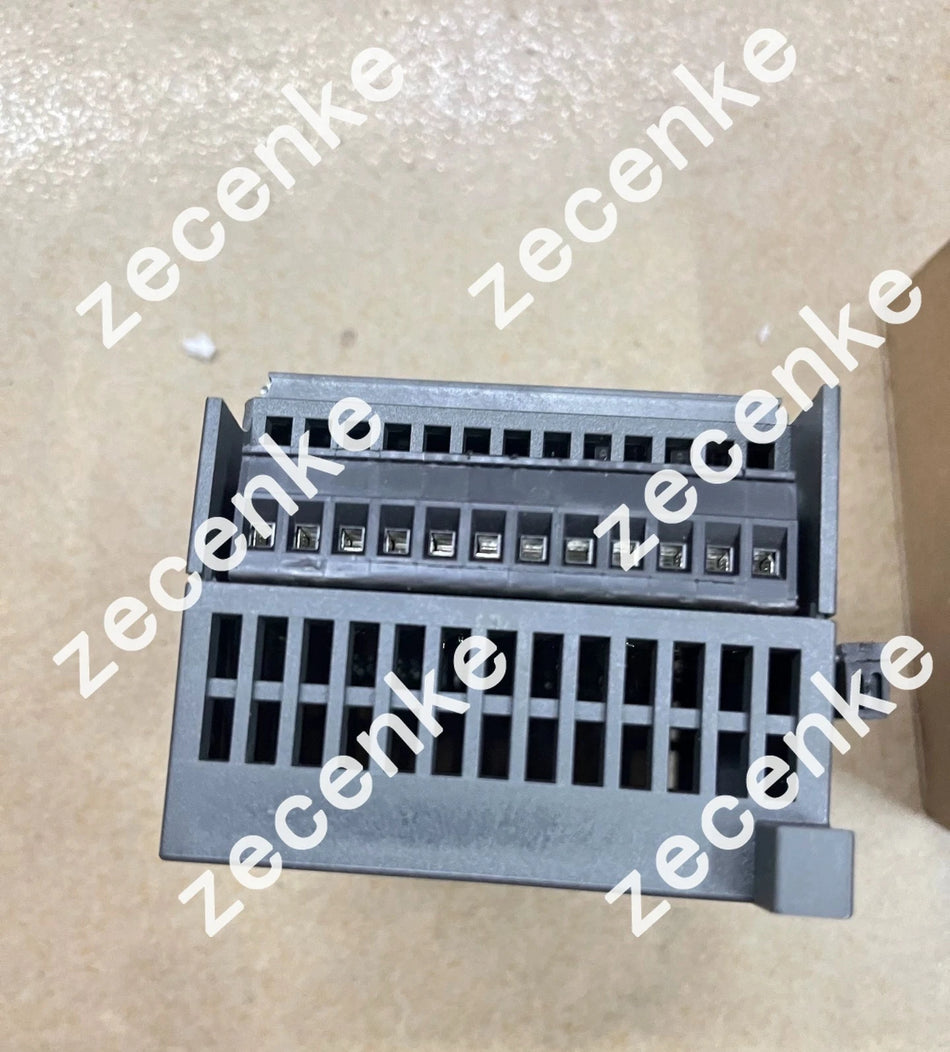 SIEMENS 6ES7 231-0HC21-0XA0 Module 6ES7231-0HC21-0XA0