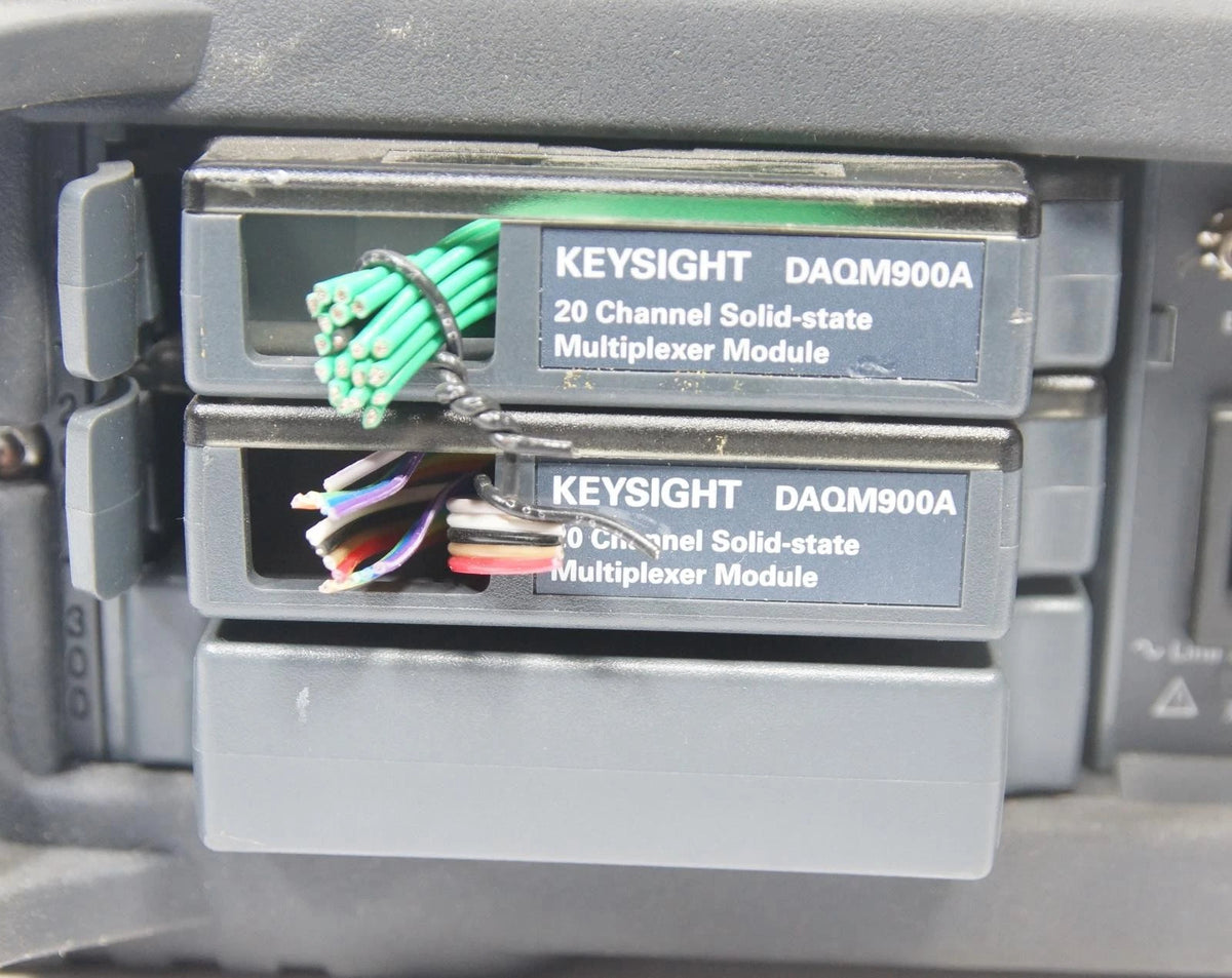 Keysight DAQ970A Data Acquisition System w 2x DAQM900A 20CH Multiplexer Modules