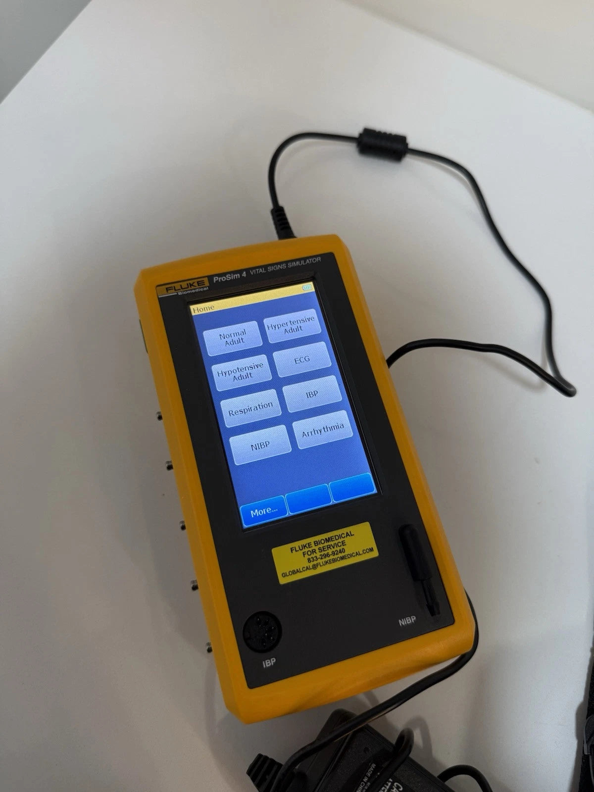FLUKE Biomedical ProSim 4 & Spot Light Kit with Bag & Charger (Tested)