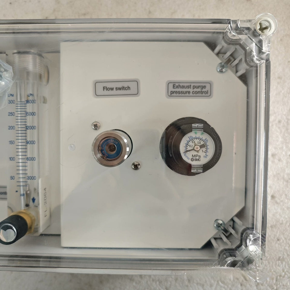 114720A Flow Meter Controller