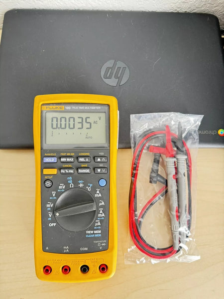 FLUKE 189 True RMS Multimeter with Lead Set