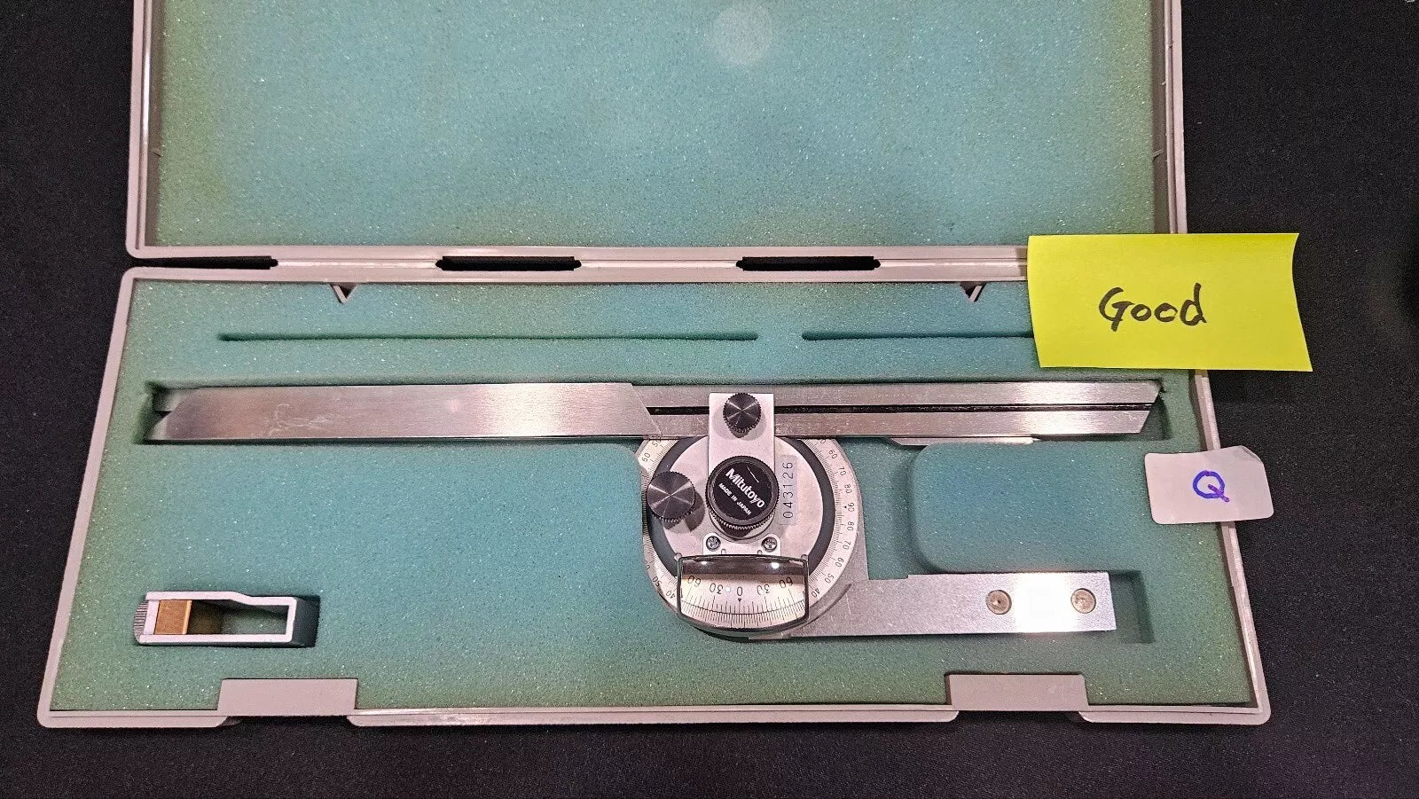 Mitutoyo Universal Bevel Protractor (3126)