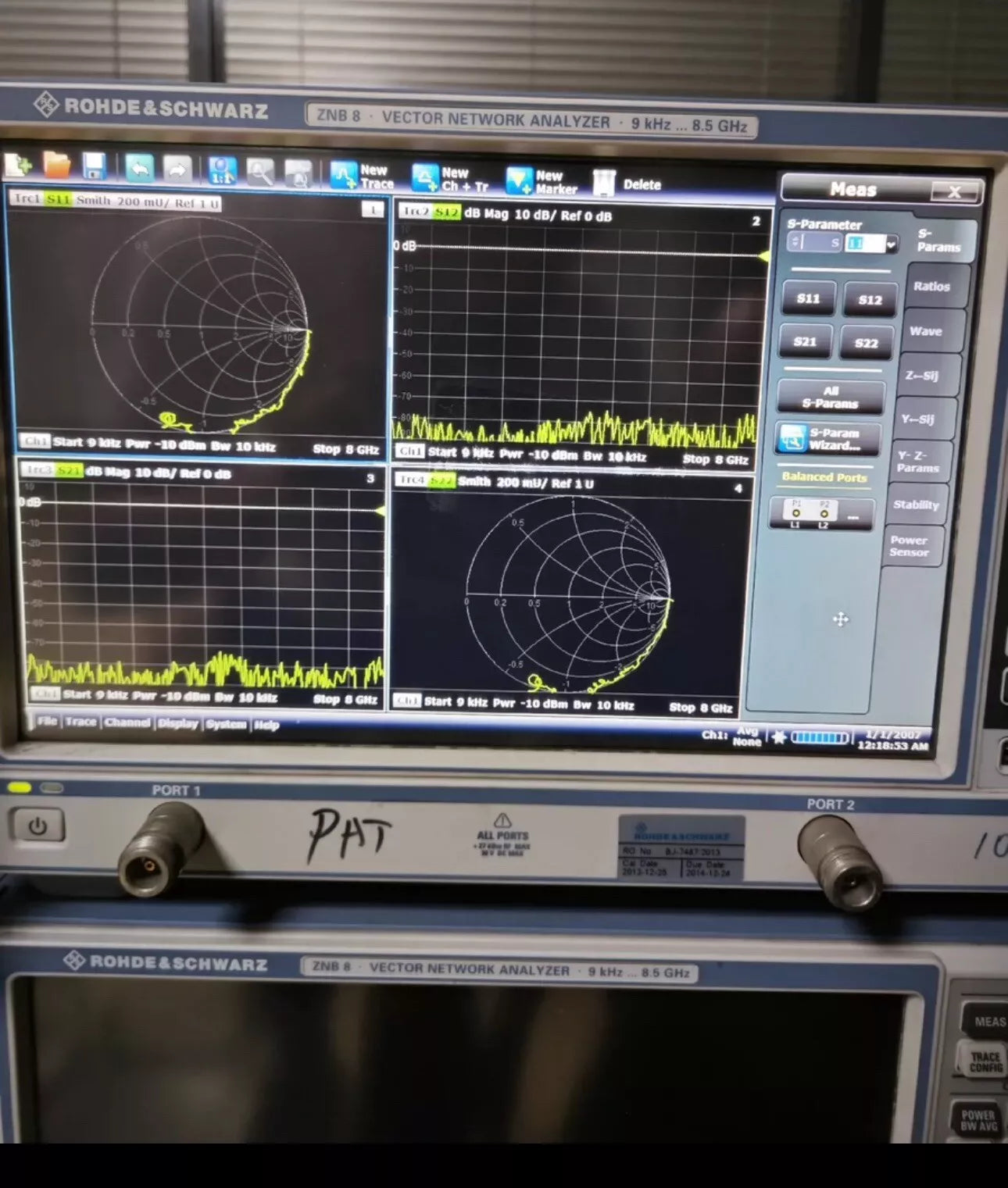 Rohde&Schwarz ZNB8 Vector Network Analyzer 8.5GHz 2-Port R&Sznb8