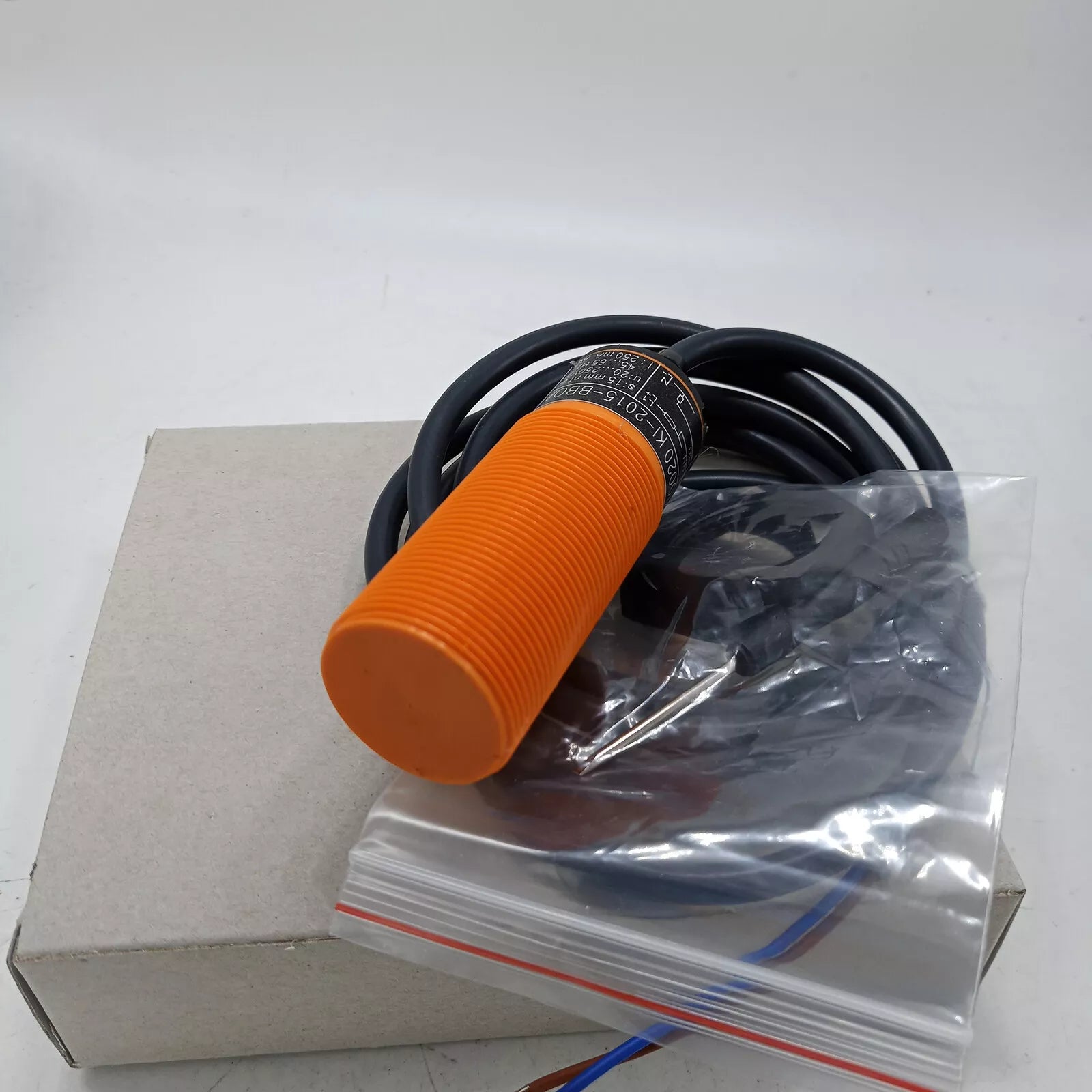 IFM KI0020 Proximity Switch Sensor - New 1PC In Box