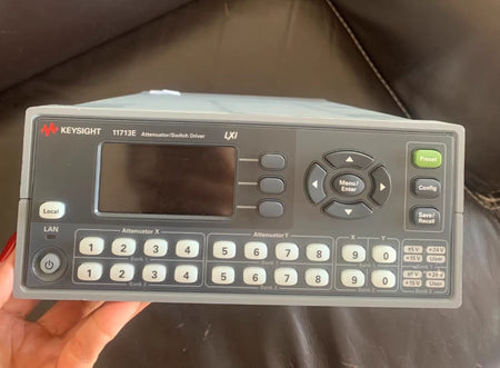 1PC Keysight 11713E ATTENUATOR/SWI TCH DRIVER